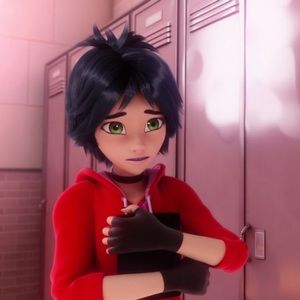 Meet your Posher, Clairia-yaël